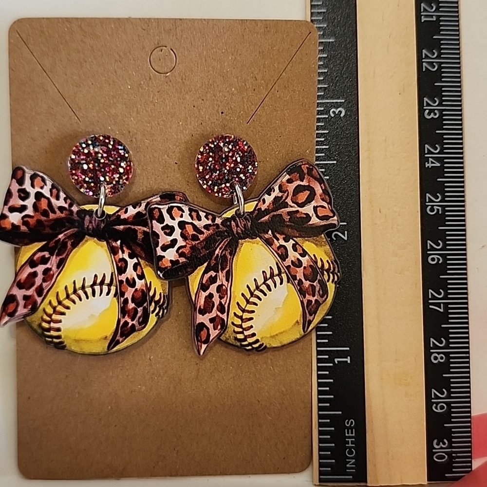 Leopard Bow Softball Acrylic Pendant Stud Earrings NWOT - Picture 6 of 6